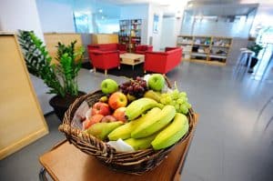 fruta en. la oficina