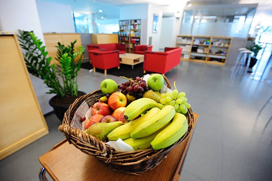 fruta en. la oficina